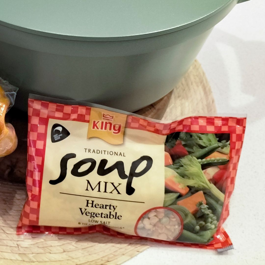 Packet of King Soup Hearty Vegetable soup mix