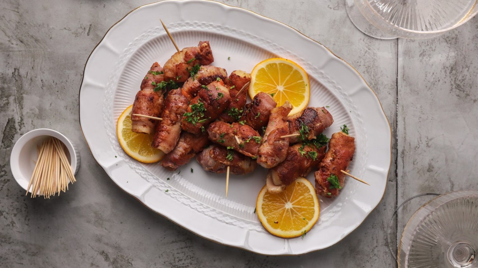 Scallops wrapped in bacon Fresh recipes NZ