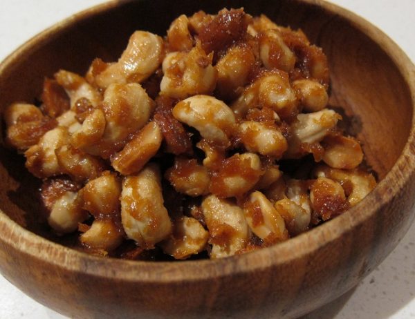 Healthy miso glazed mixed nuts | Fresh Recipes NZ